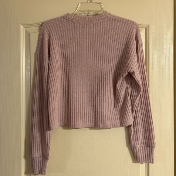 Aritzia Wilfred Free pink sweater - Picture 2 of 3